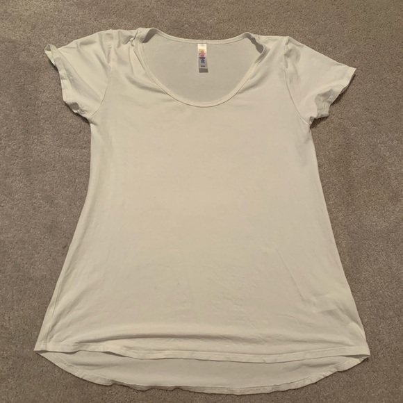 Lularoe XXS T-shirt. Never worn - Picture 1 of 3